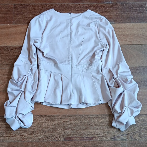 Sculptural Sleeve Top - Picture 5 of 6